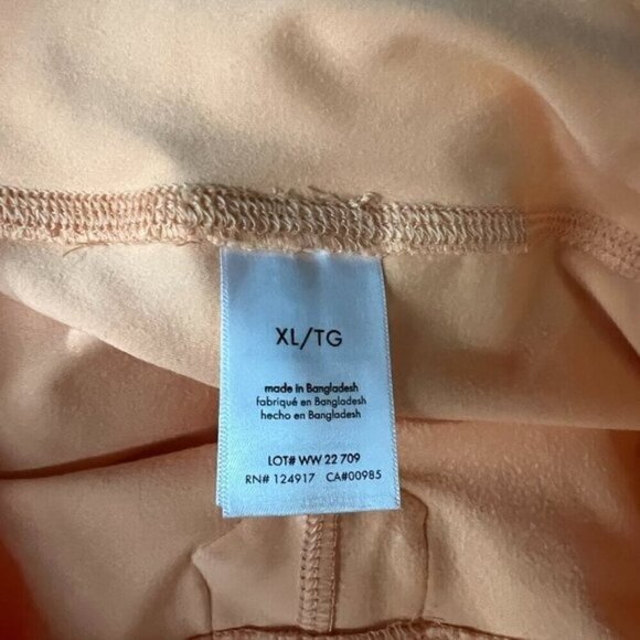 WeWoreWhat Revolve XL Lace Up Biker Training Short Xtra Large in Peach Cobbler - Picture 5 of 5